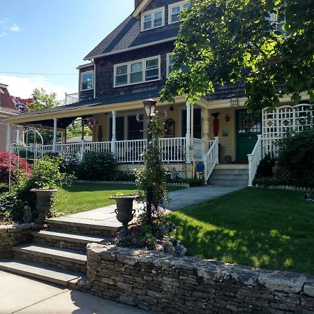 Armistead Cottage Bed & Breakfast 纽波特 外观 照片