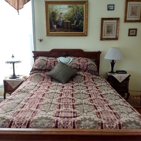 Armistead Cottage Bed & Breakfast 纽波特 外观 照片