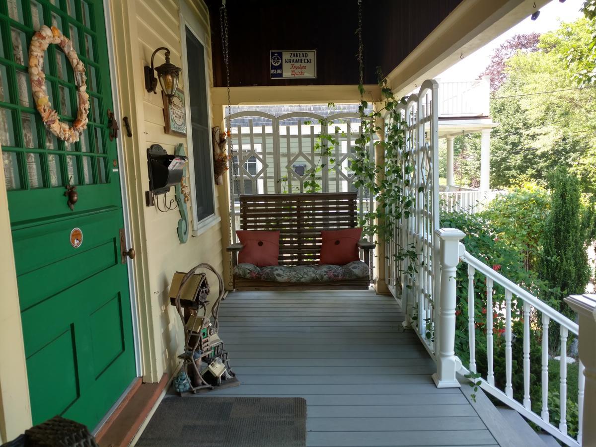 Armistead Cottage Bed & Breakfast 纽波特 外观 照片