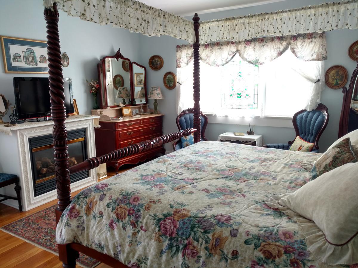 Armistead Cottage Bed & Breakfast 纽波特 外观 照片